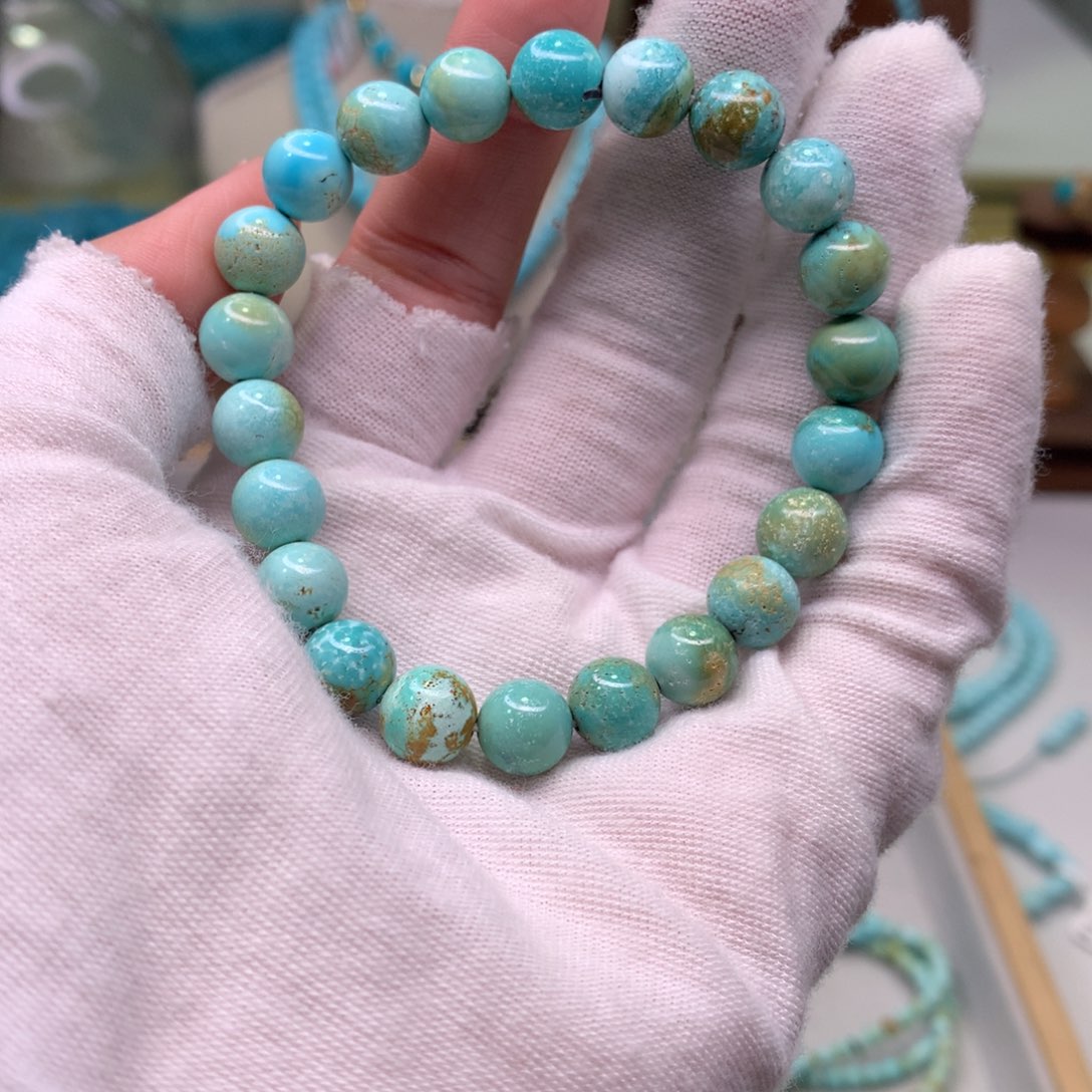 绿松石配饰未镶嵌