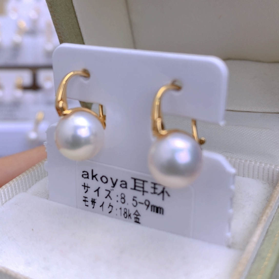 海水珍珠耳饰18K金镶嵌