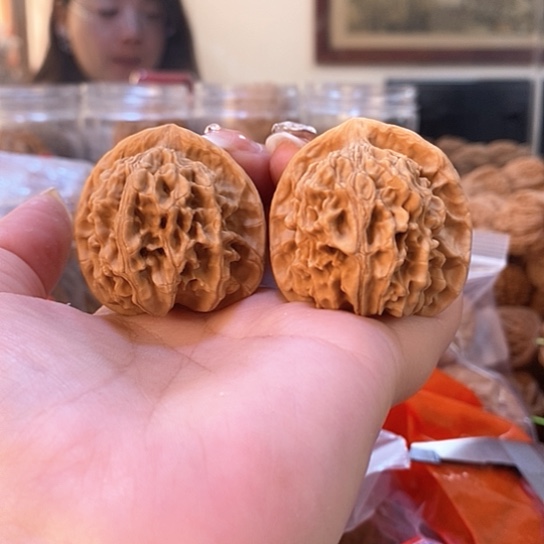 文玩核桃吊坠40天地狮子头有修