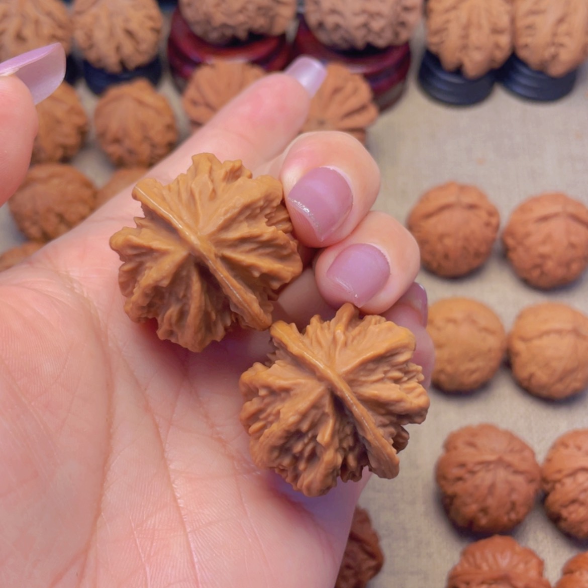 【闪购商品】吊坠文玩核桃红桃a