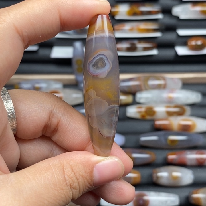 玛瑙/玉髓未镶嵌颈饰