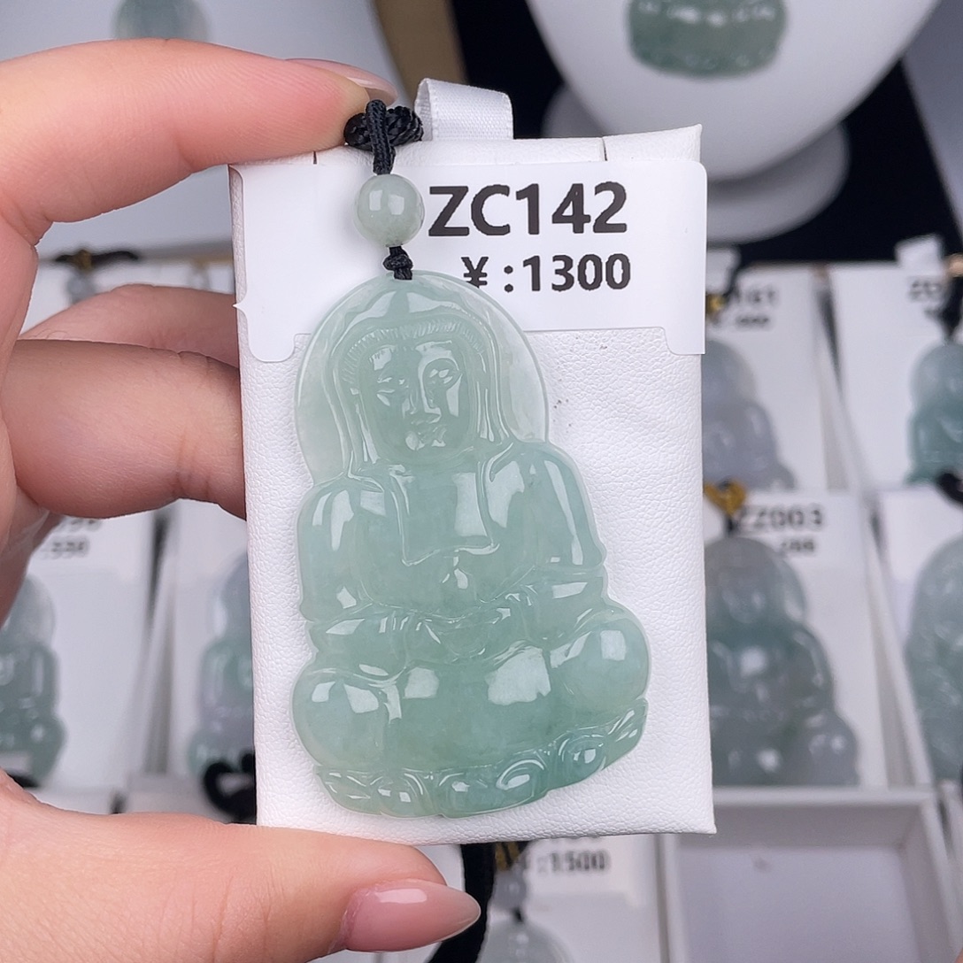 翡翠未镶嵌颈饰zc142