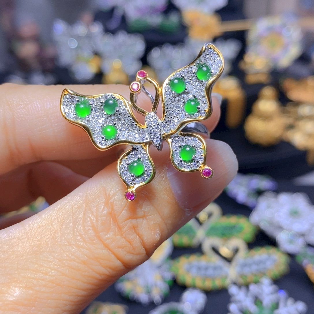 翡翠耳钉银S925镶嵌天然翡翠