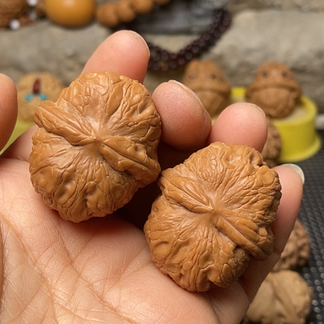 【闪购商品】把件文玩核桃精配元宝38