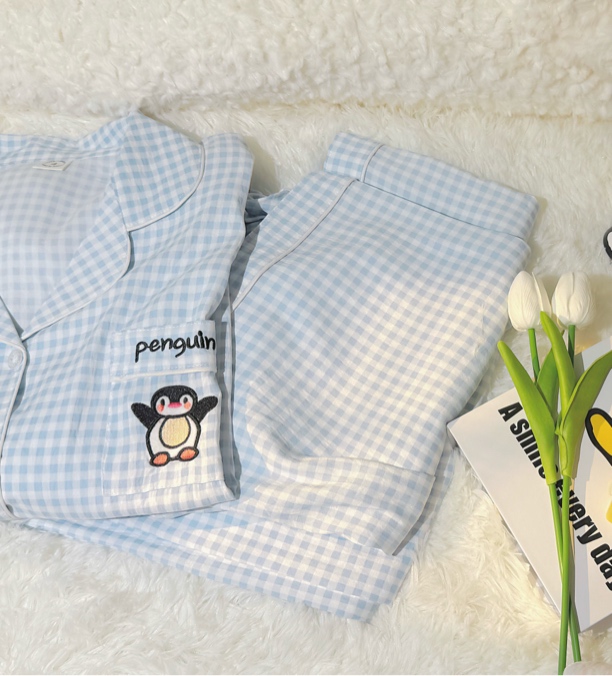 kt蓝色格子企鹅短袖短裤长裤三件套250斤睡衣女套装舒适