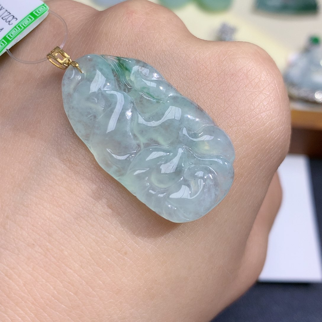 翡翠颈饰18K金镶嵌九尾狐