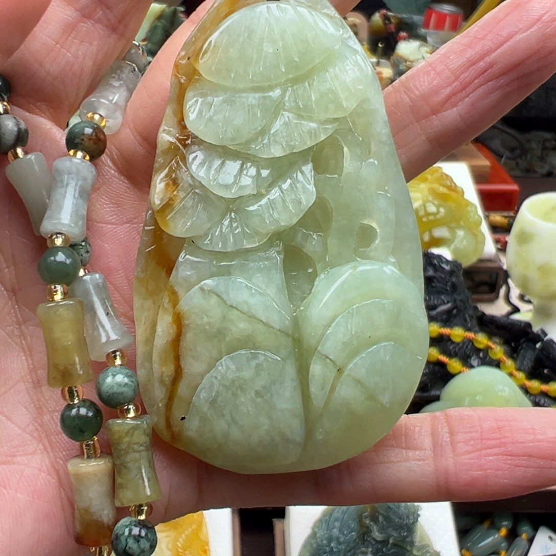 岫玉未镶嵌挂件挂件
