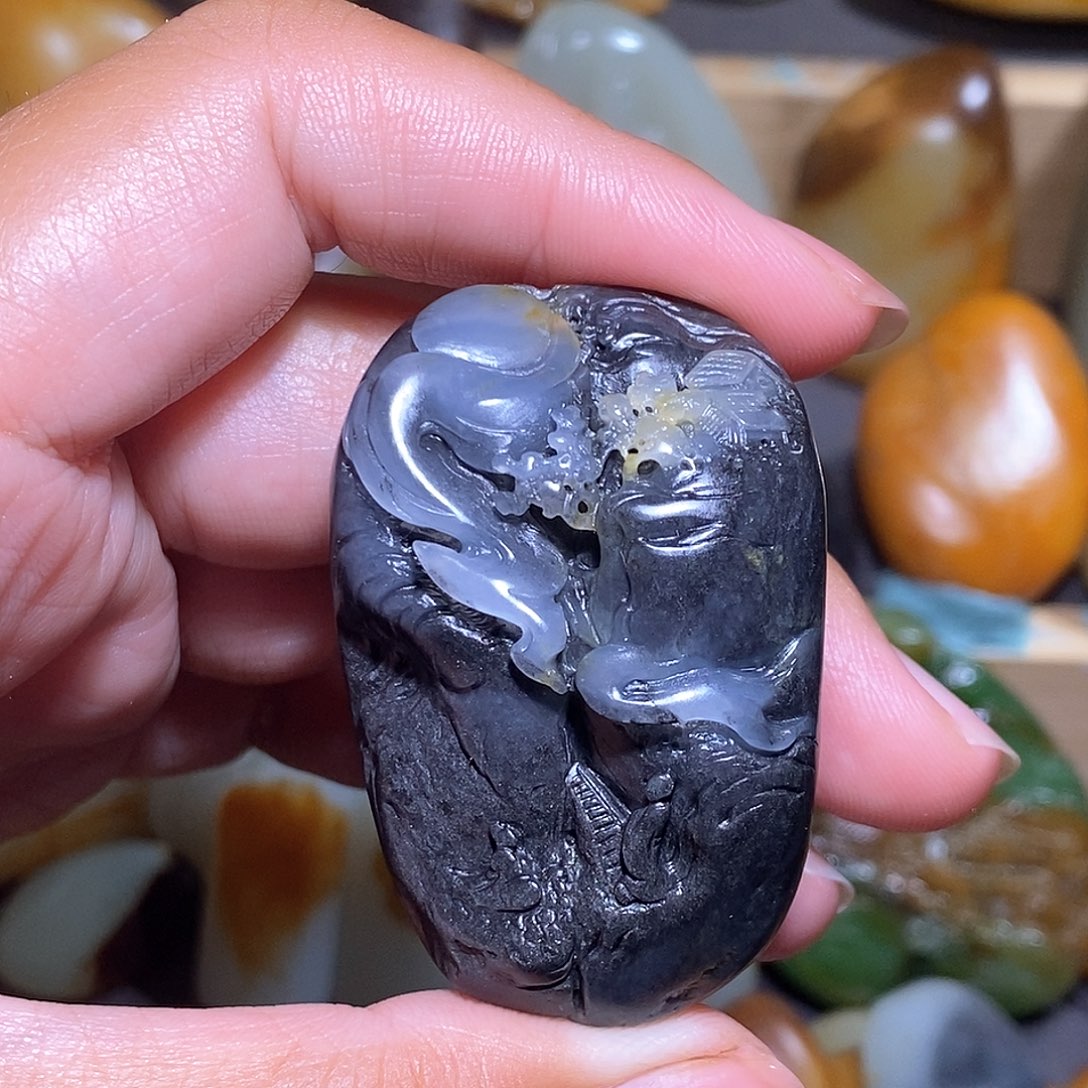 宁***远和田玉未镶嵌颈饰