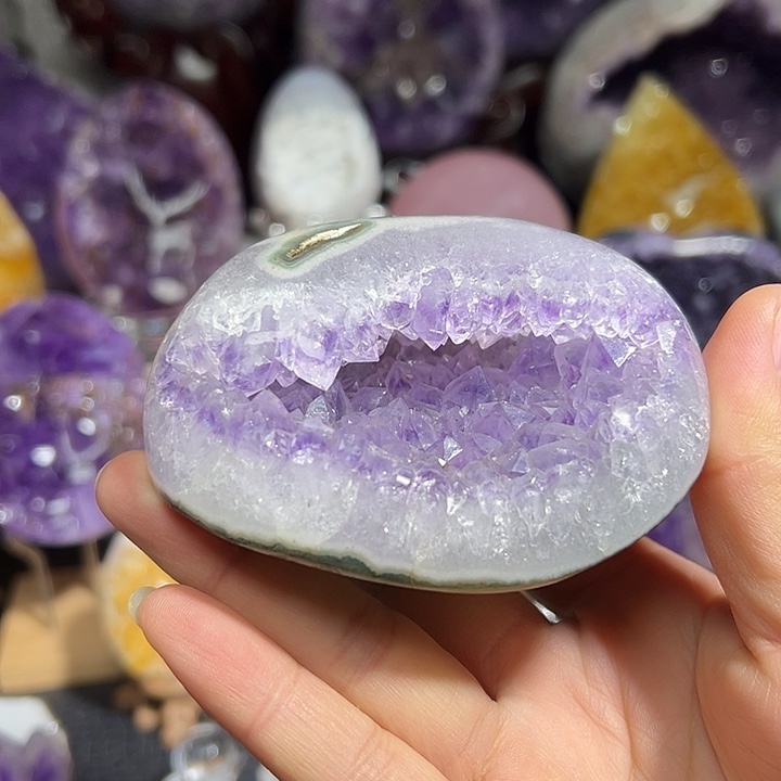 珠宝半成品未镶嵌紫晶