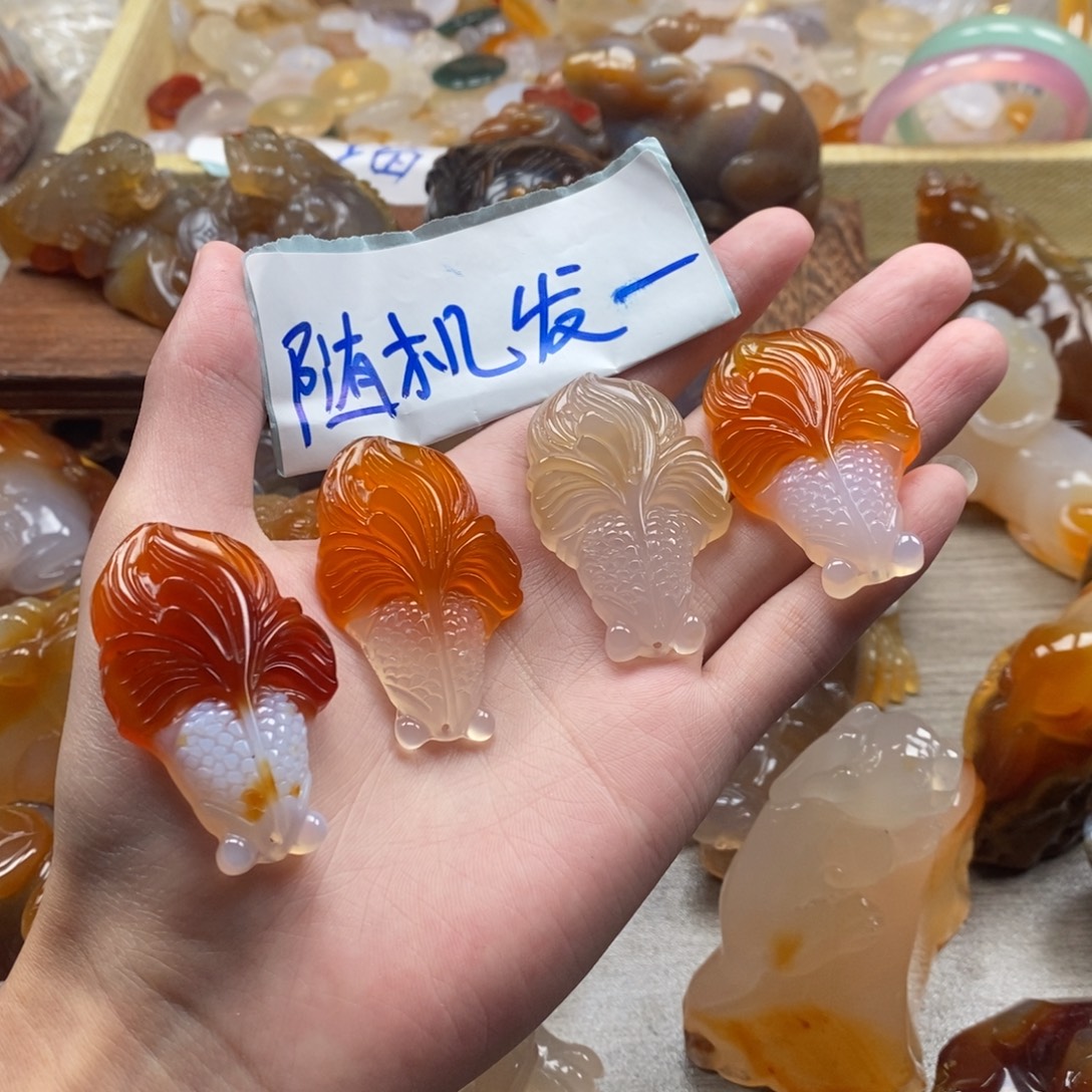 玛瑙/玉髓未镶嵌颈饰