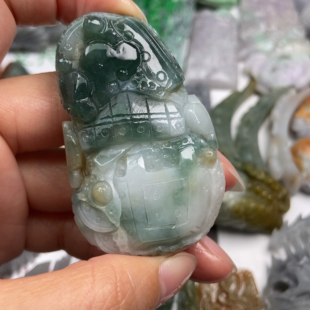 定制翡翠未镶嵌翡翠