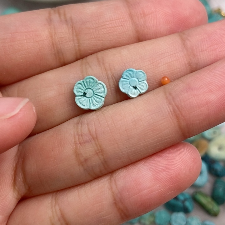 南红玛瑙未镶嵌珠宝奇石