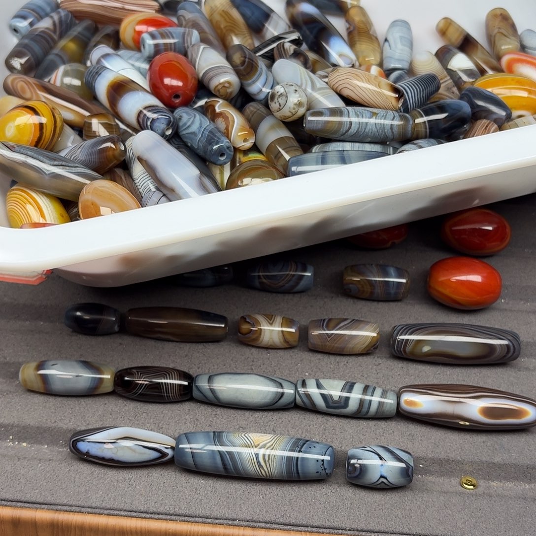 林***致玛瑙/玉髓合金珠宝半成品