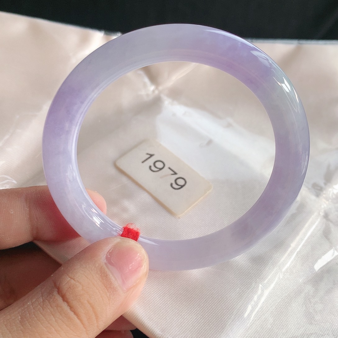 翡翠手镯未镶嵌53圈1979