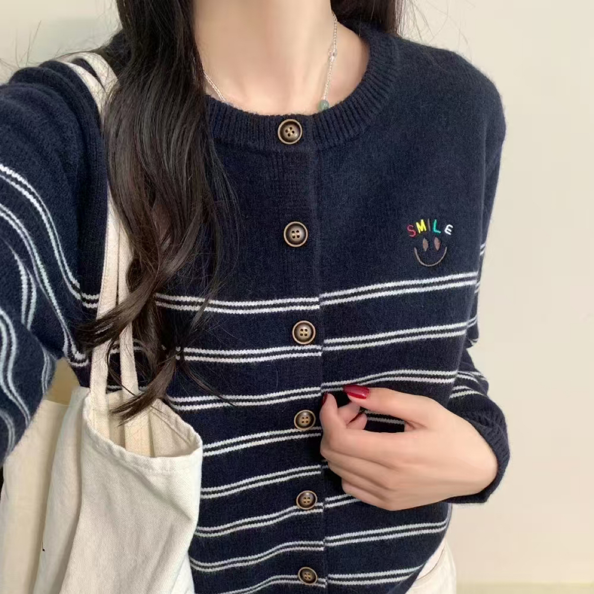 条纹圆领针织开衫时尚百搭显瘦