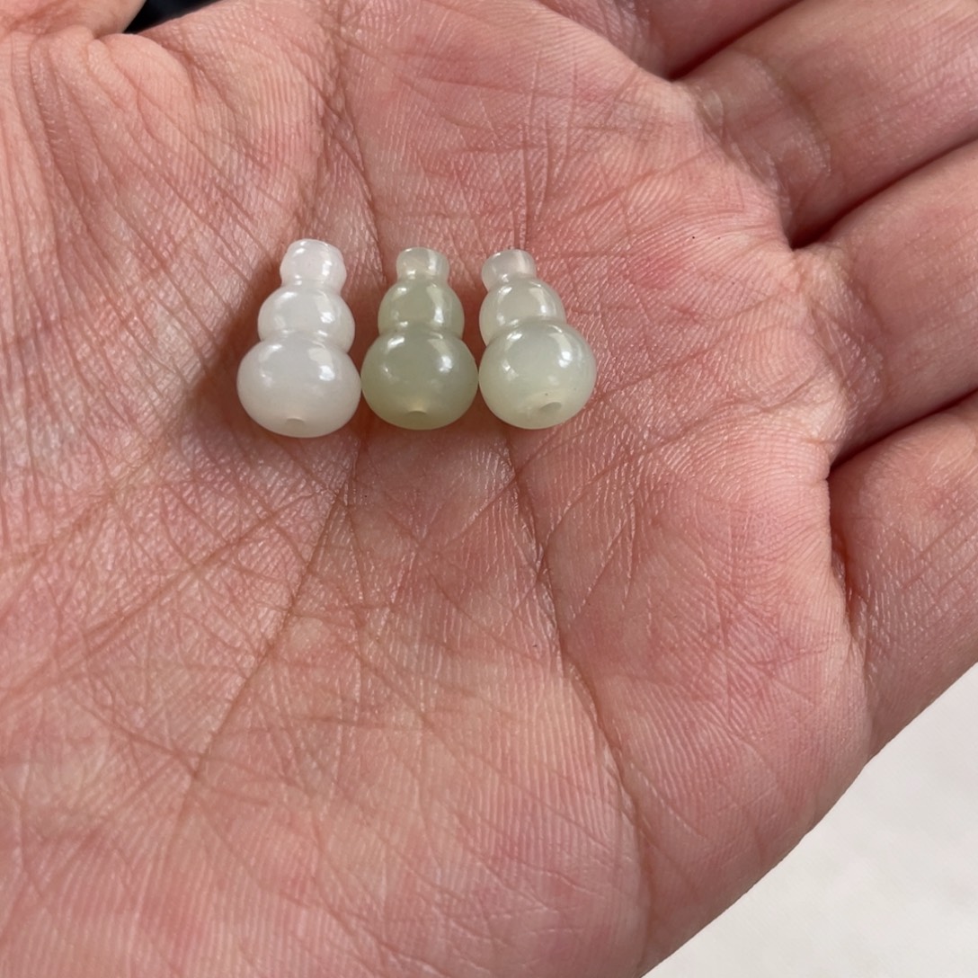 和田玉未镶嵌吊坠(不含链)