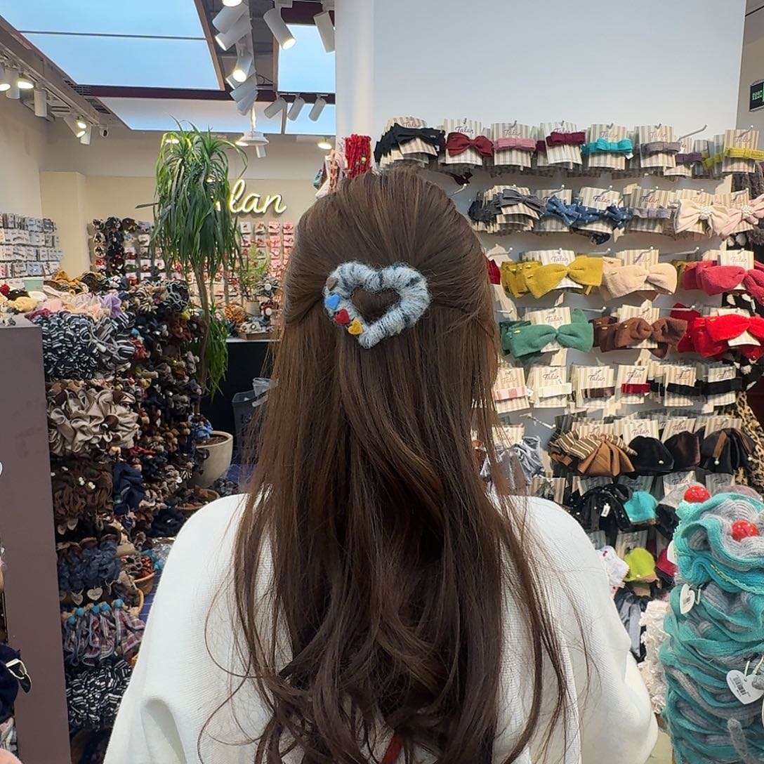 布艺非金属爱心弹簧夹