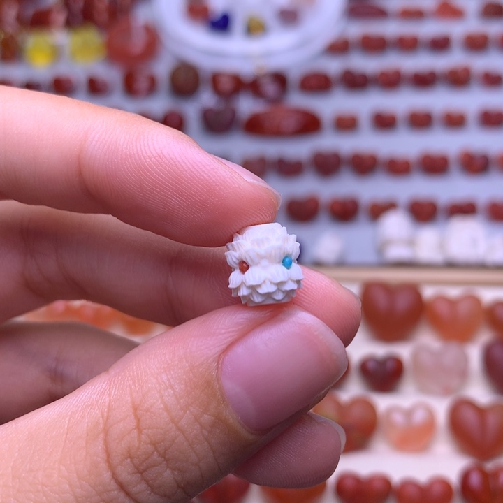 南红玛瑙未镶嵌珠宝半成品牙牙并蒂莲