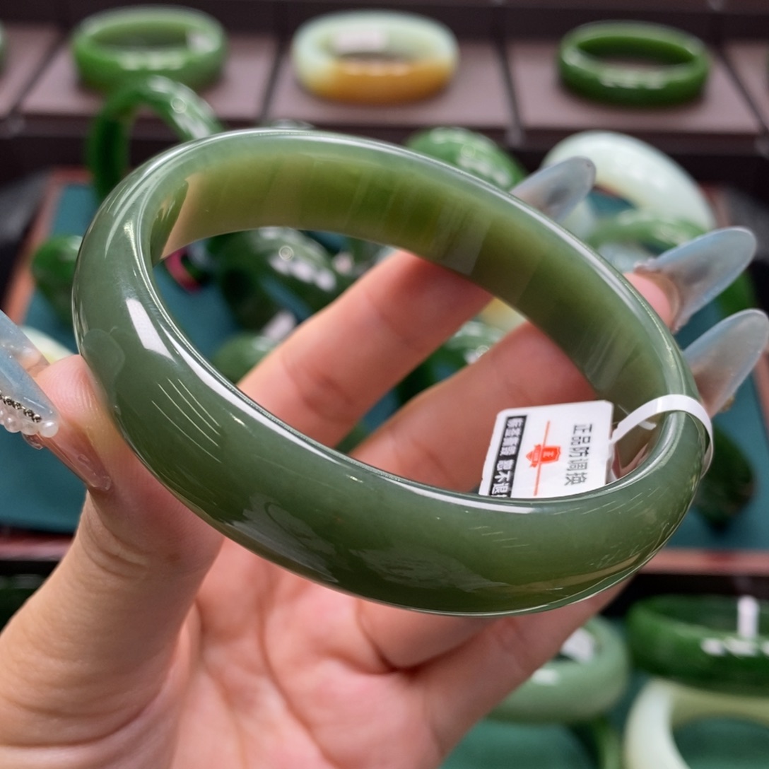 和田玉（碧玉）未镶嵌手镯6263