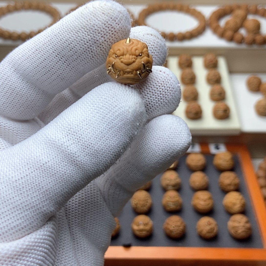 文玩核桃吊坠猴头核桃单颗雕刻福利