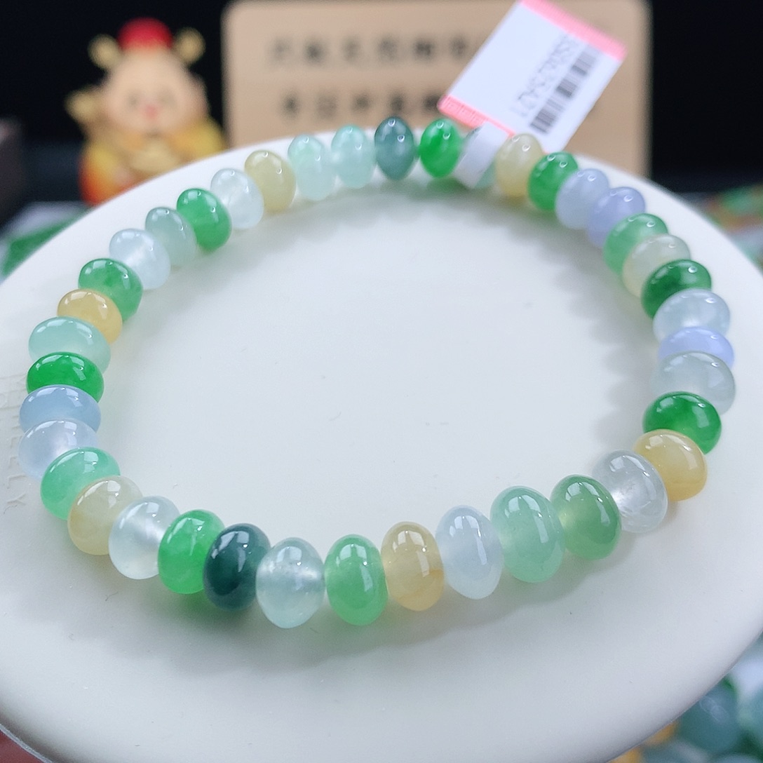 翡翠手链未镶嵌卡8