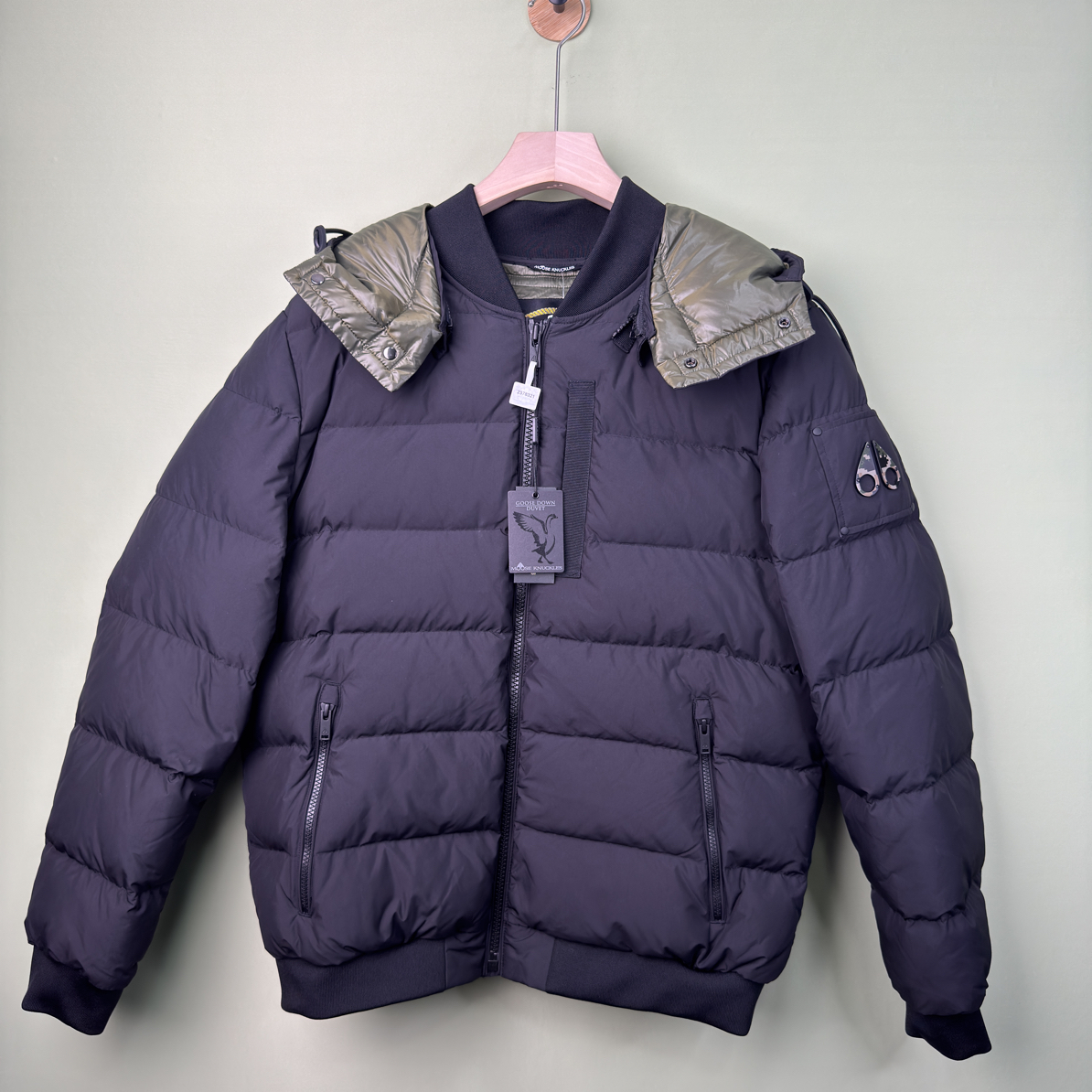 未使用 MOOSE KNUCKLES/慕斯纳可兹 黑色 羽绒服迷彩/XL工价15800