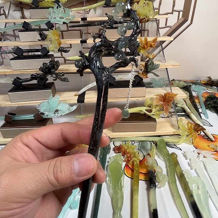 于***界蛇纹石玉未镶嵌发簪