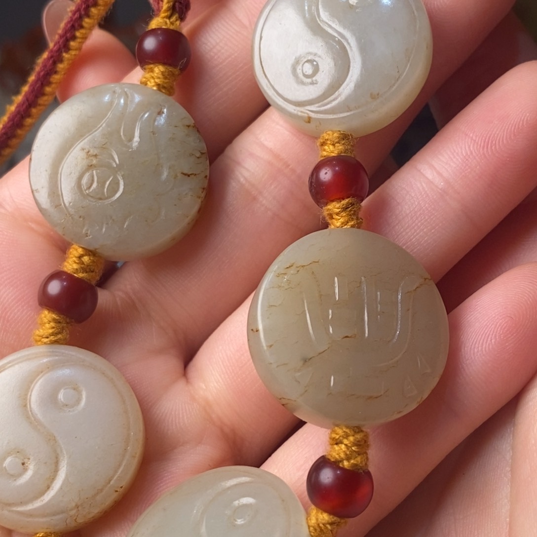 和田玉颈饰未镶嵌大*