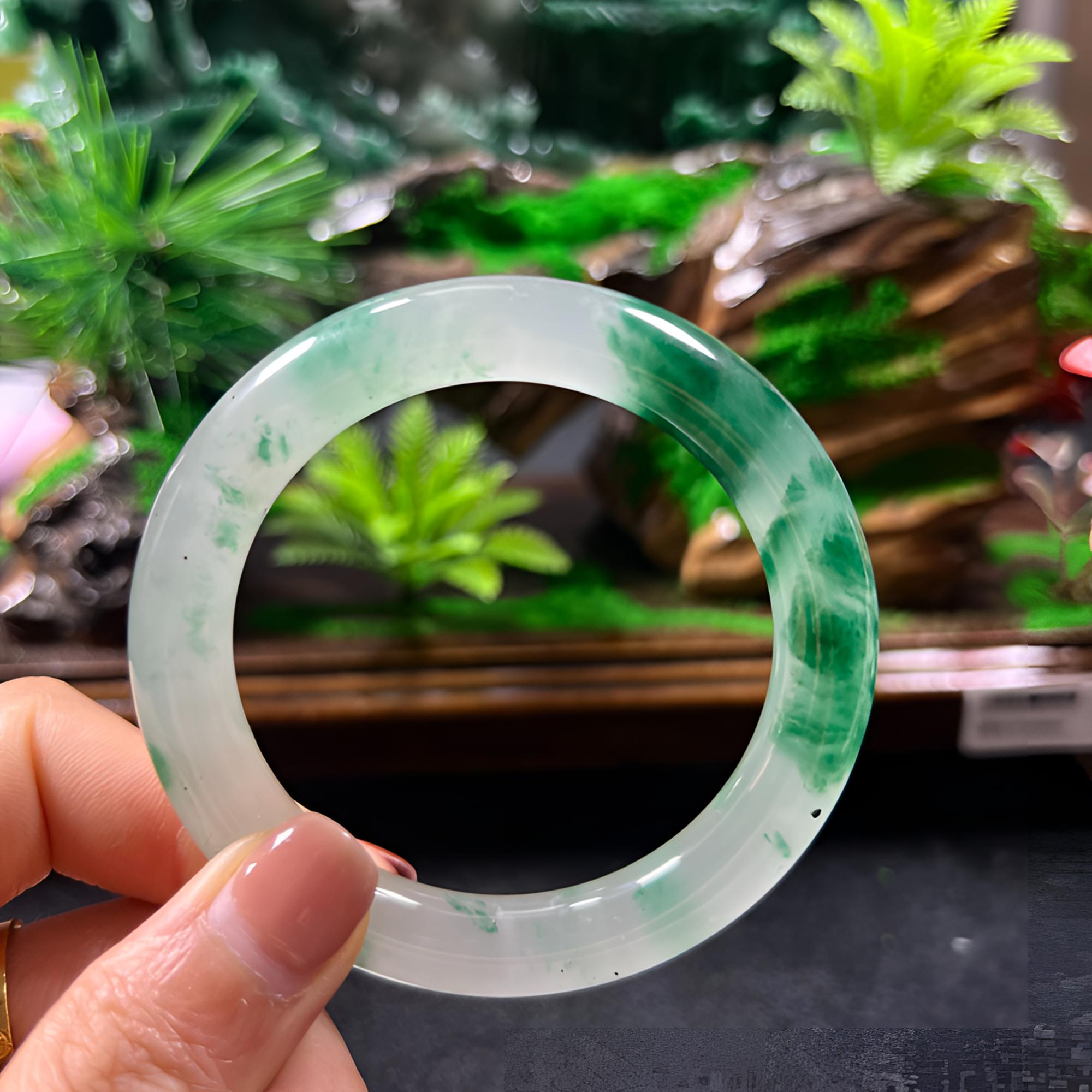 冰透飘花非洲翠玉手镯简约大气