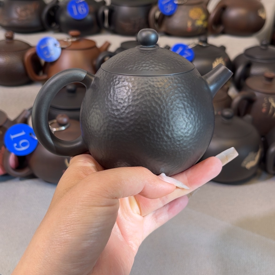 【闪购商品】红泥 锤纹 容量 230c c