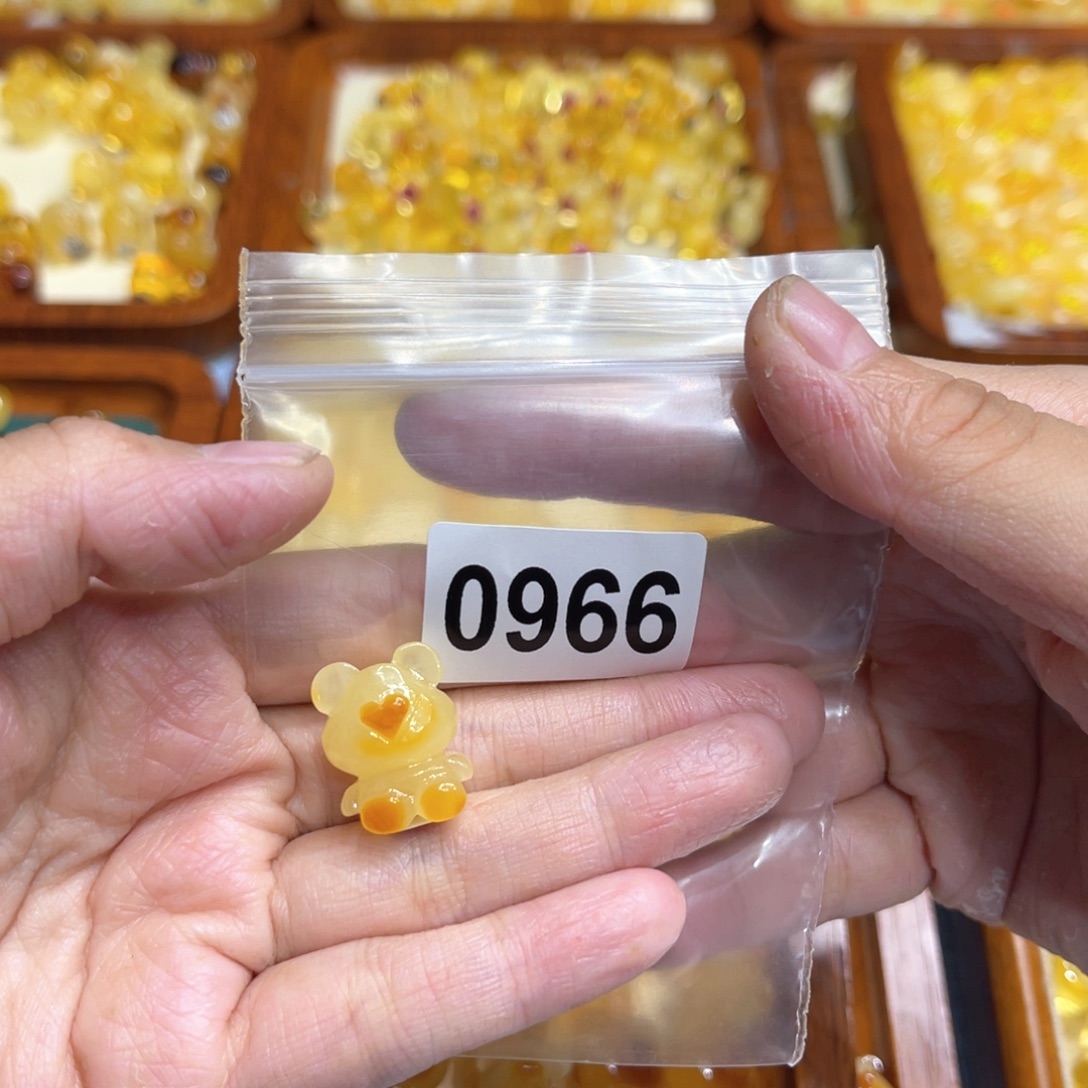 琥珀颈饰未镶嵌蜜蜡