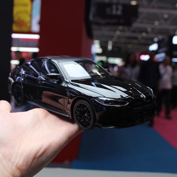 深圳展发售 1:18比例 正版授权宝马M3合金全开汽车模型