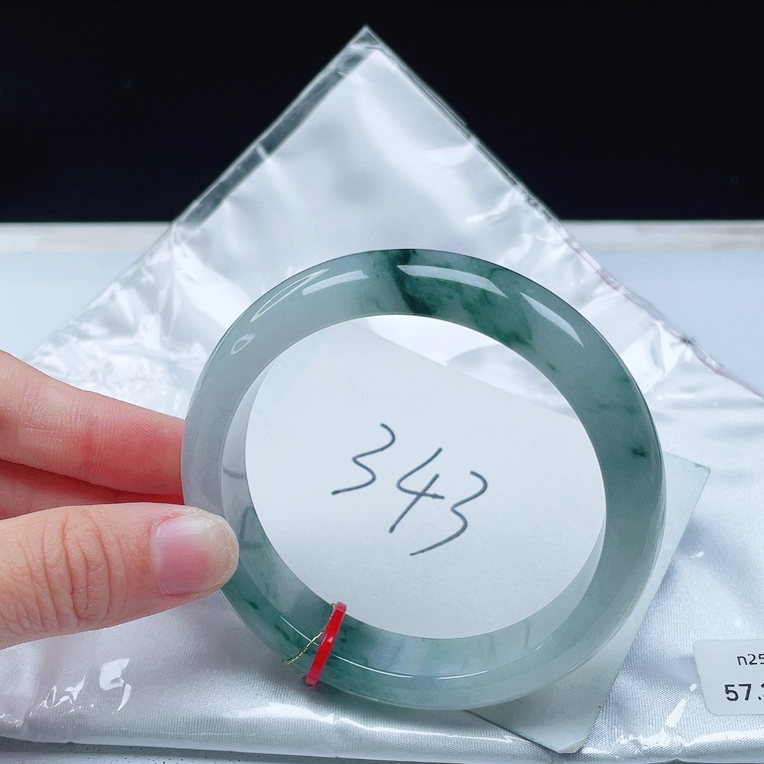 翡翠未镶嵌手镯57+正圈