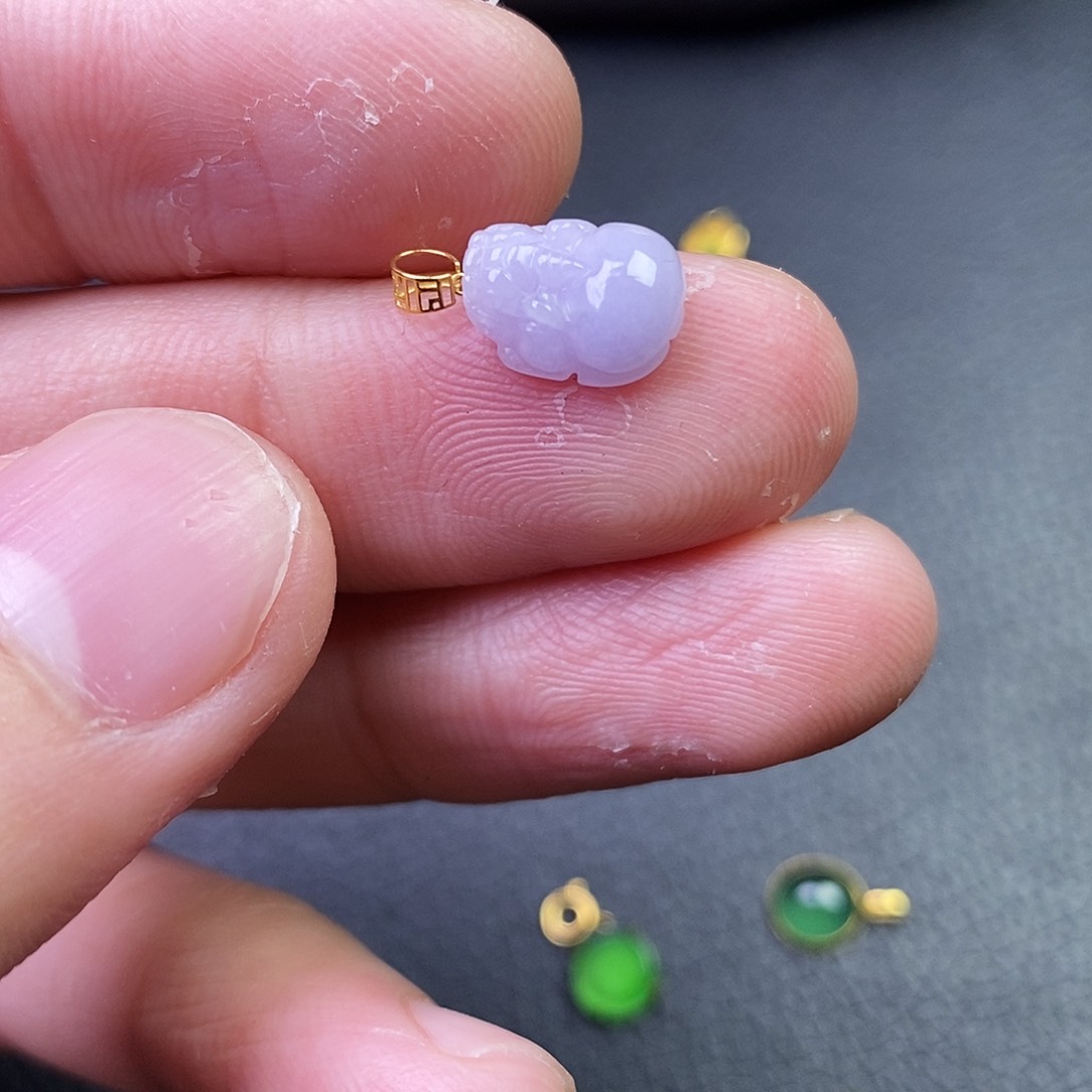 吊坠(不含链)18K金镶嵌翡翠