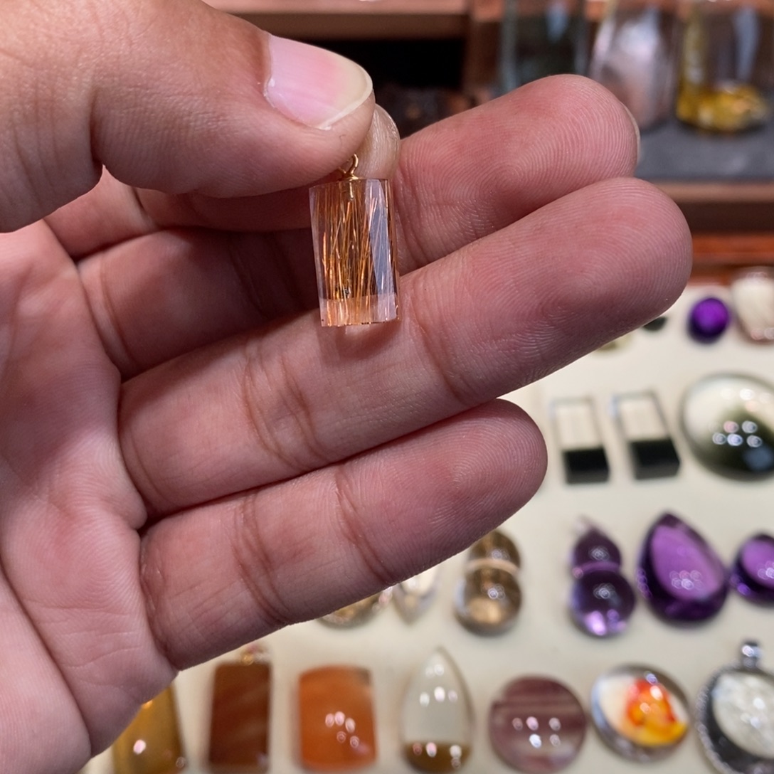 好***人颈饰水晶银S925镶嵌发晶