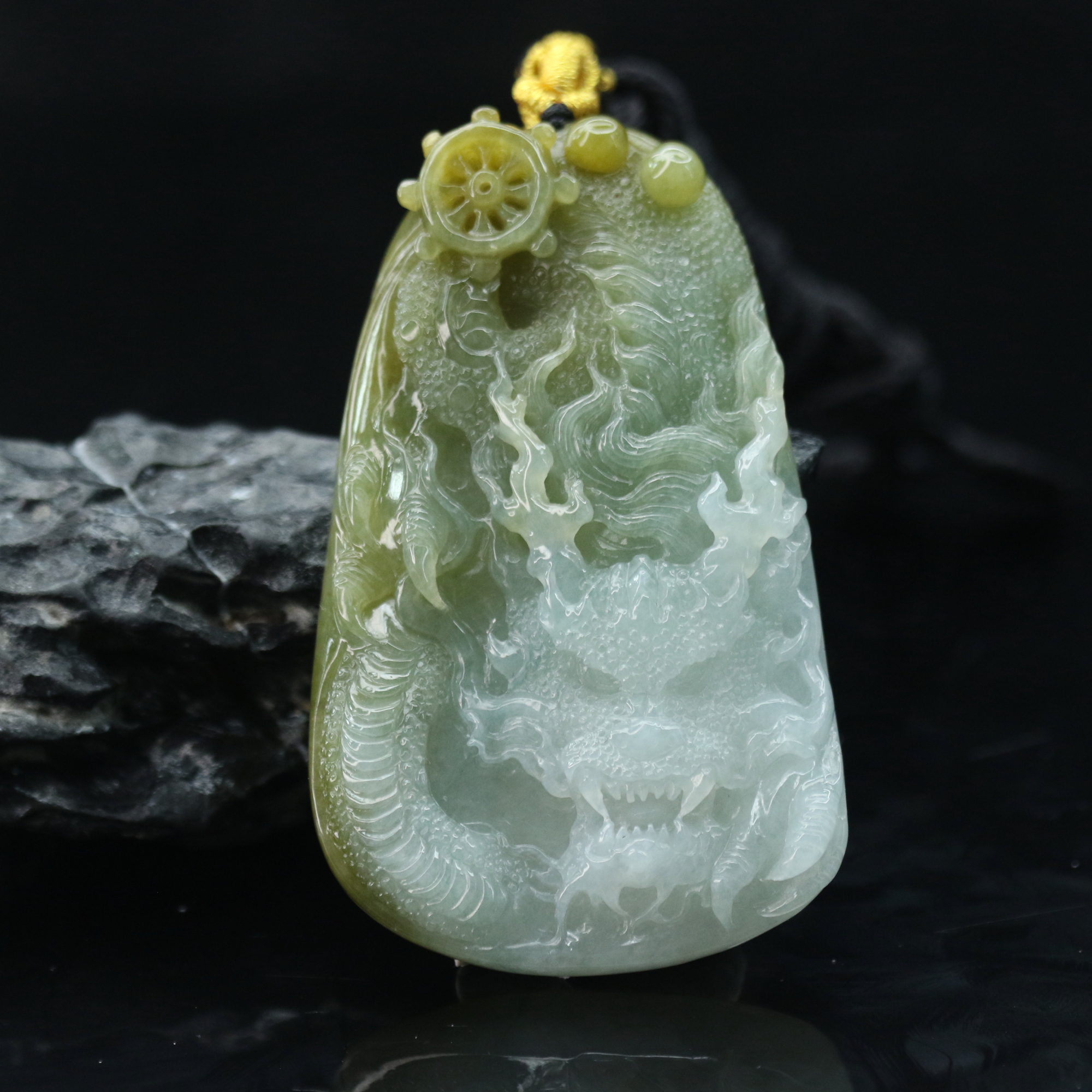 8天然缅甸翡翠A货龙牌/500886/上海嘉禾拍卖