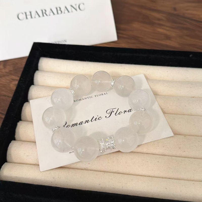 X2104奶白晶手链高端轻奢手串多样性发一