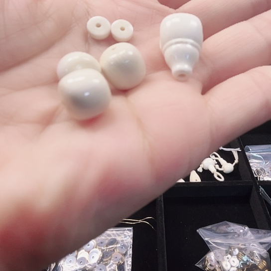 红***日手串/手链椰蒂配饰顶珠腰珠三通