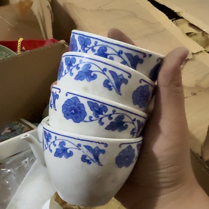 茶盏陶瓷盘子啥都有