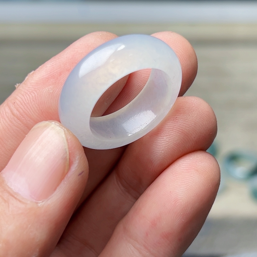 定制翡翠未镶嵌圈口21号