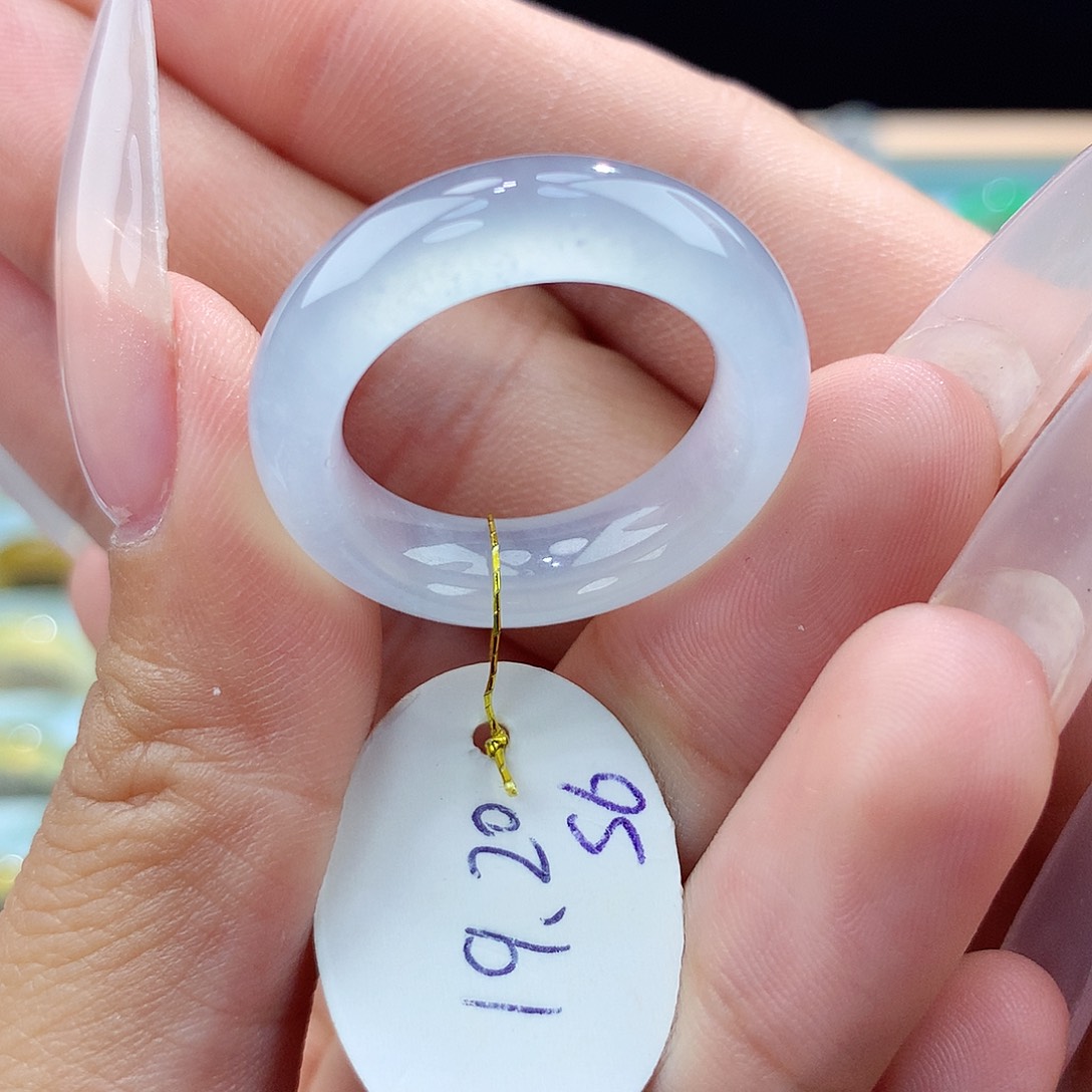 翡翠戒指未镶嵌爱**鞋19圈