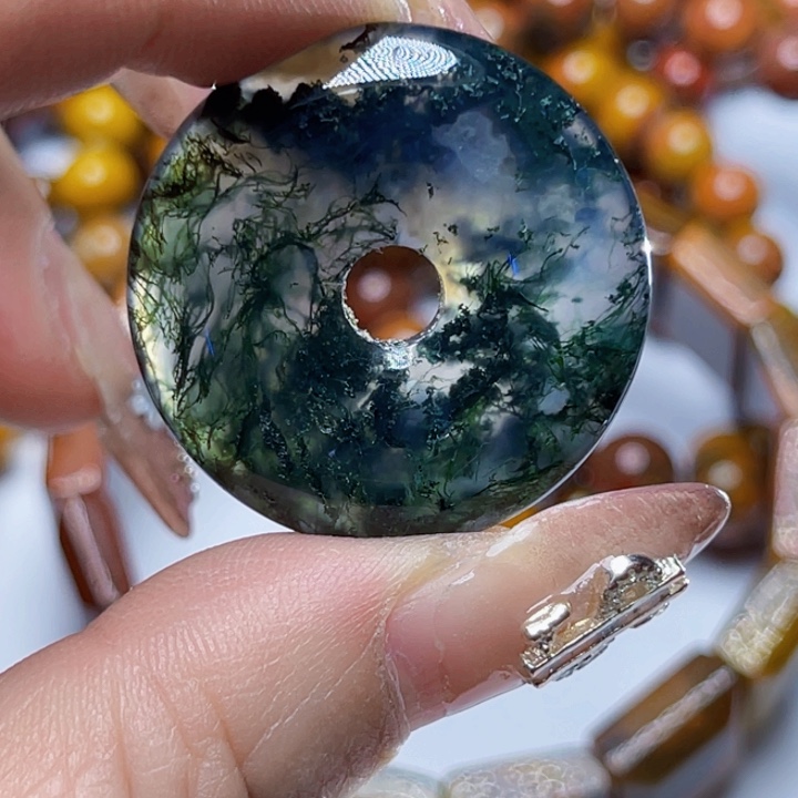 玛瑙/玉髓颈饰未镶嵌