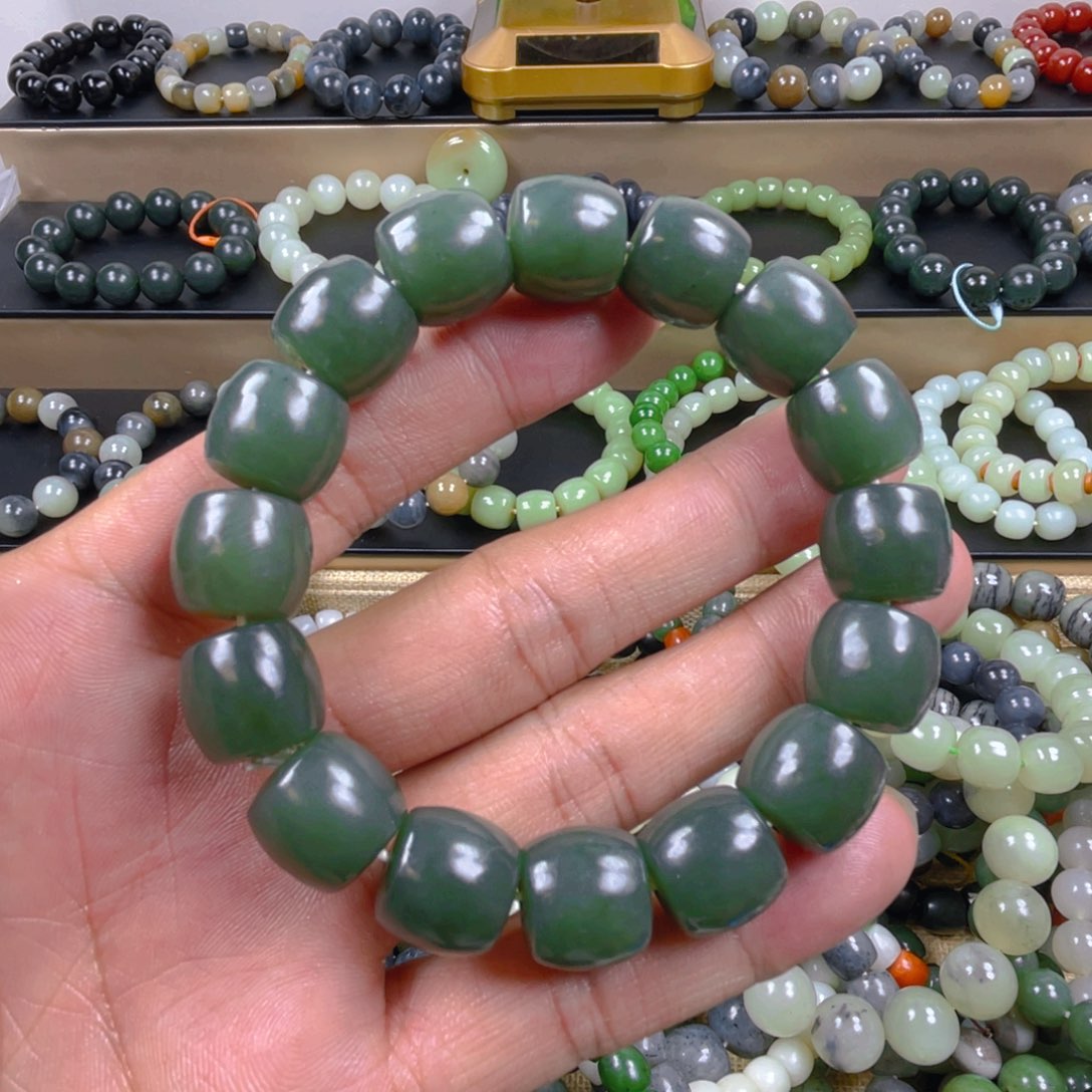 未镶嵌和田玉手串