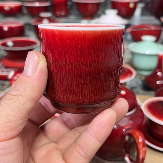 成**展景德镇陶瓷竹节杯