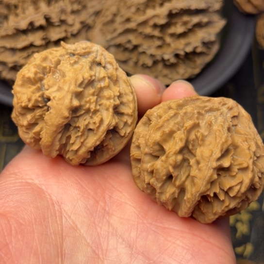 文玩核桃吊坠秦岭核桃15