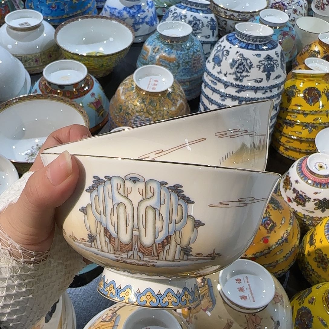 兜***糖骨瓷珐琅彩工艺制作