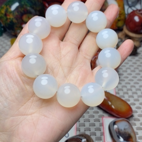 未镶嵌玛瑙/玉髓珠宝奇石拿****下