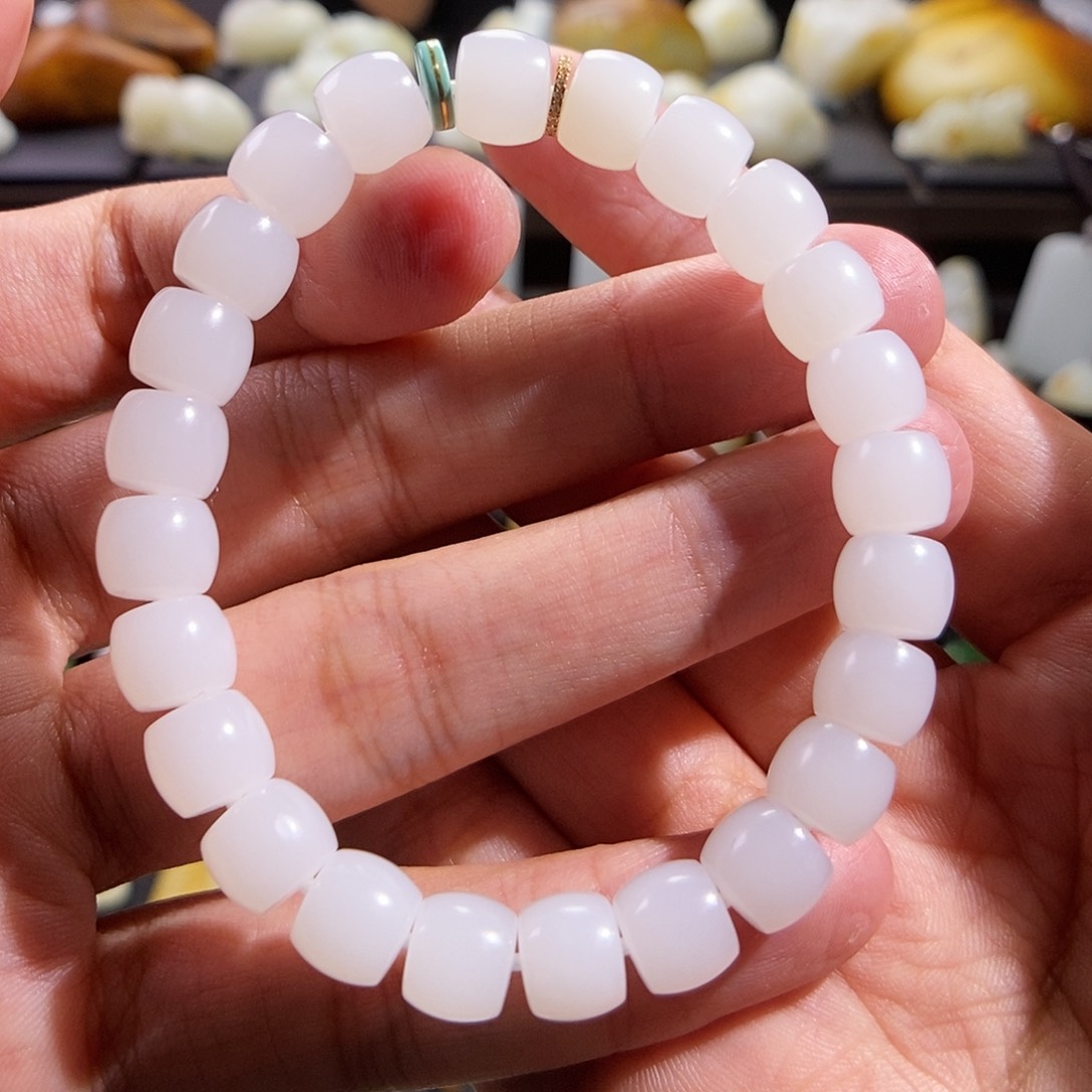 和田玉颈饰18K金镶嵌C**n