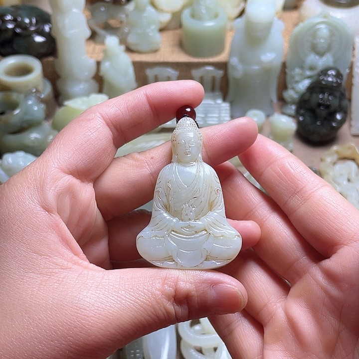 和田玉颈饰未镶嵌叱**云