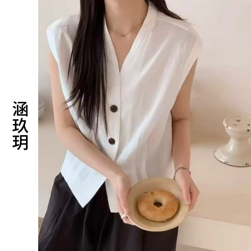 涵玖玥▪100%黄金纱雨露麻【知性美学】三粒黑扣别致马甲上衣卡-2227